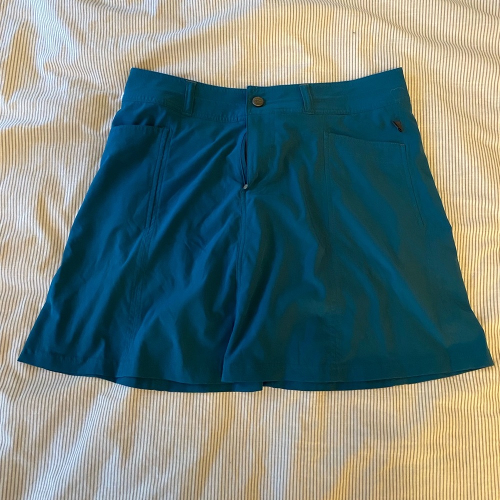 LL Bean active skirt - Size 6